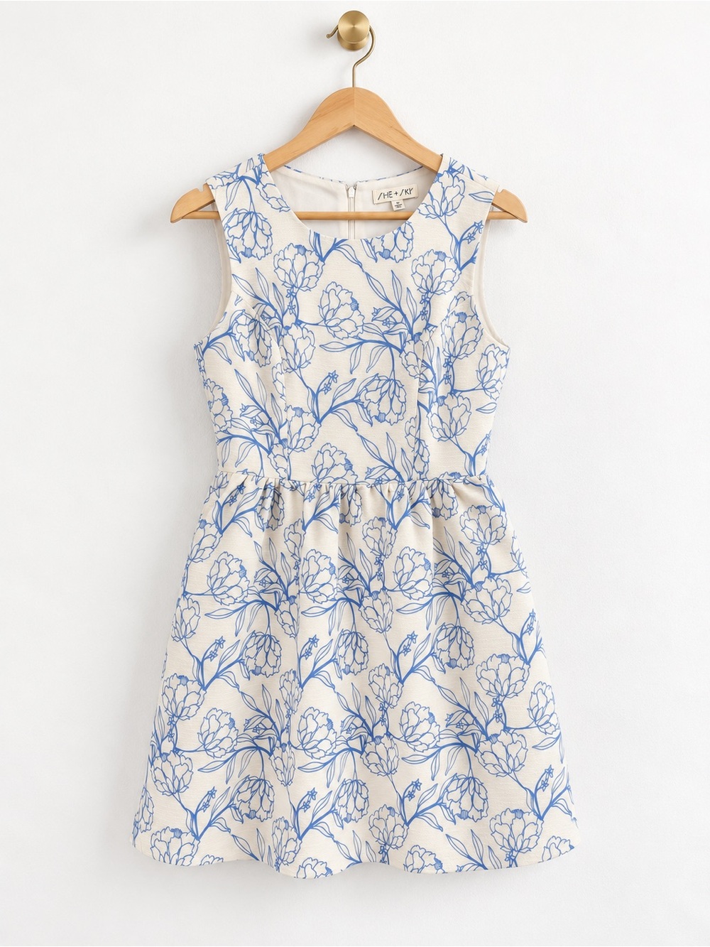 SHE + SKY Blue Floral Fit & Flare Dress Size Medium White Sleeveless